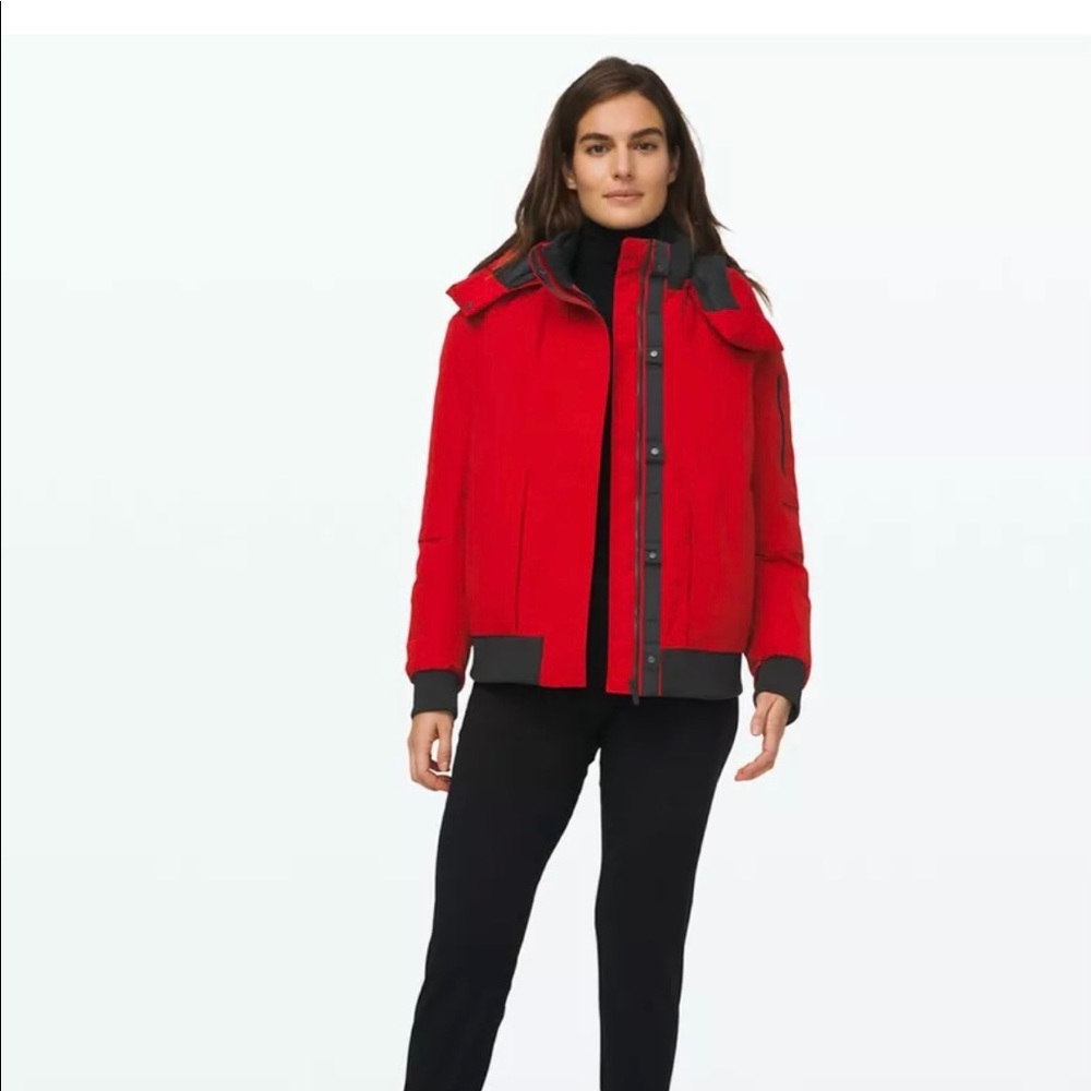 Lululemon Women's Winter Warrior Bomber Jacket 6